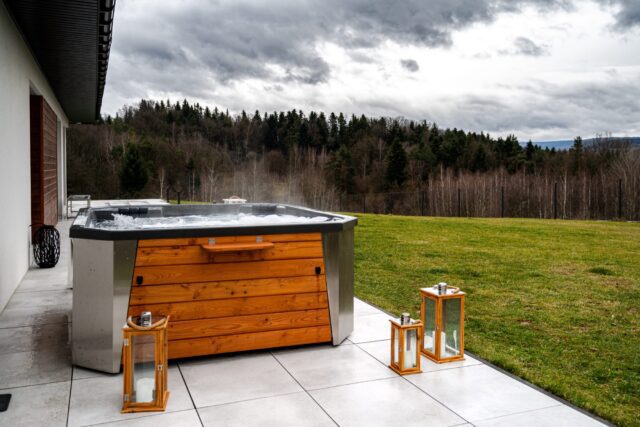 wanna ogrodowa POPRAD E na tarasie